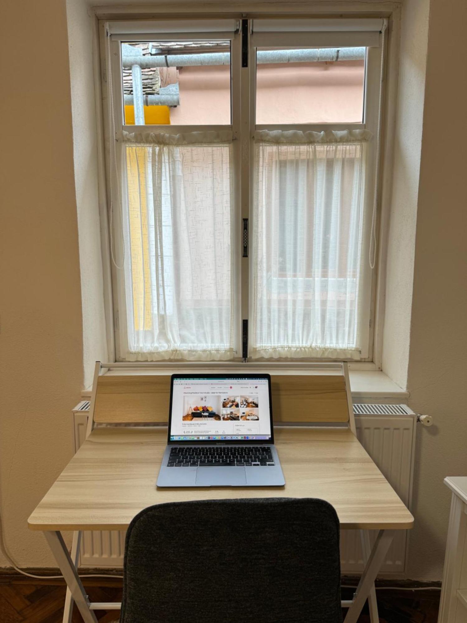Charming Studio Ideal For Getaways Or Workations In Sibiu'S Medieval City Center Extérieur photo