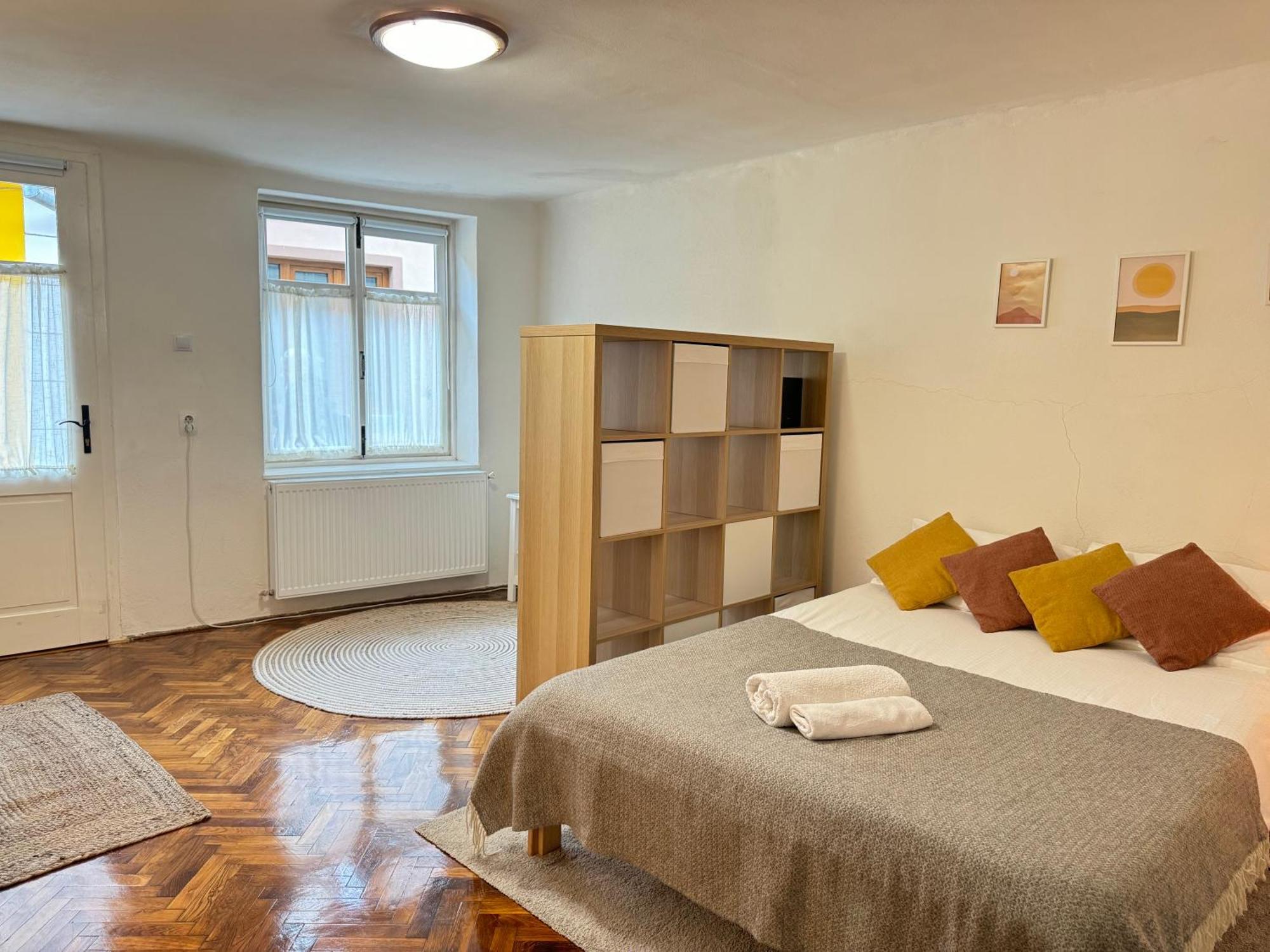 Charming Studio Ideal For Getaways Or Workations In Sibiu'S Medieval City Center Extérieur photo